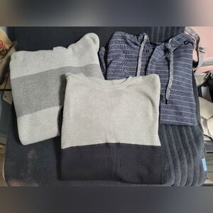 Men's Size Small Long Sleeved Shirt Bundle